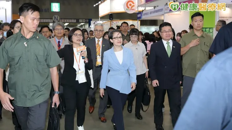 副總統蕭美琴、衛福部政務次長呂建德及多位政府官員到場力挺。(圖/侒可傳媒)