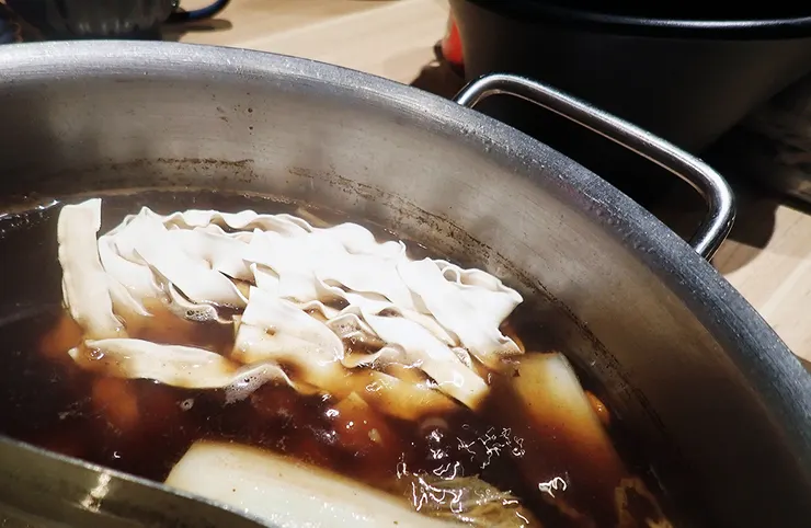  新莊火鍋推薦│大魔大滿足鍋物（新莊店）