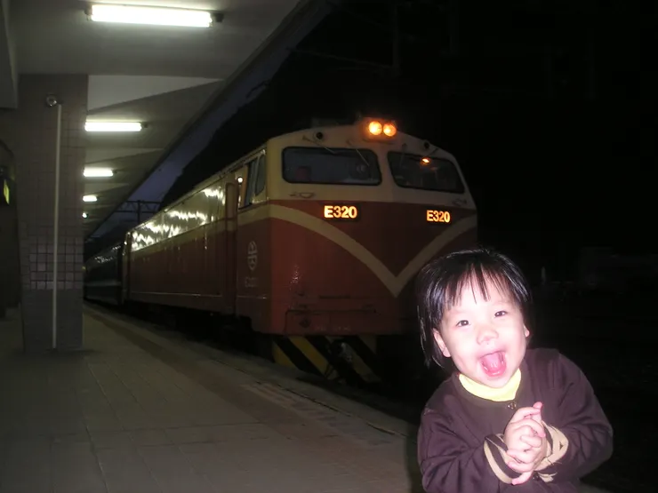 出賣一下女兒😆