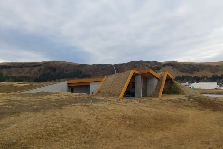 官網的照片，傳統與現代結合的外觀很棒。