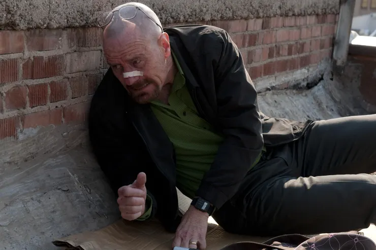 犯蠢被自己害死的華特，圖片來源自IMDb《絕命毒師》