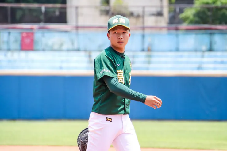 高苑工商游擊手曾冠傑(圖片來源:baseball.yuyuyu)