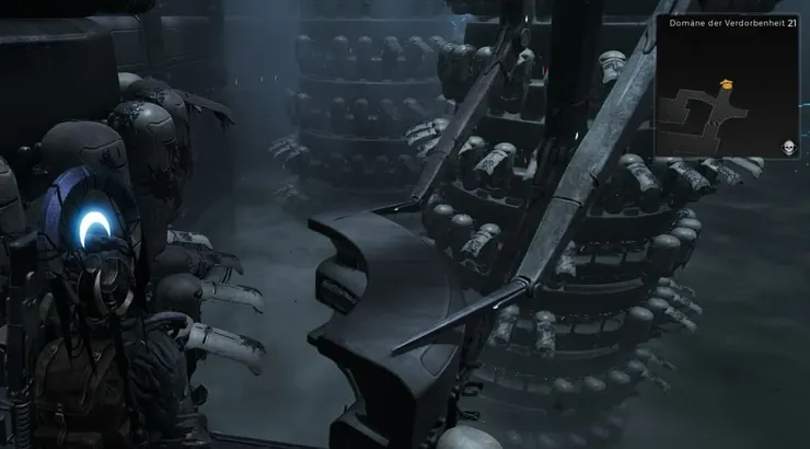 不斷移動的機械手臂會吸引玩家注意