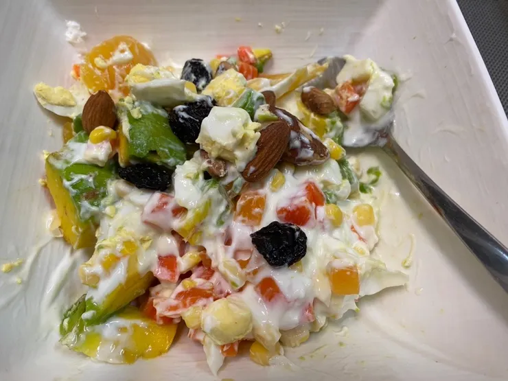 早餐：酪梨沙拉