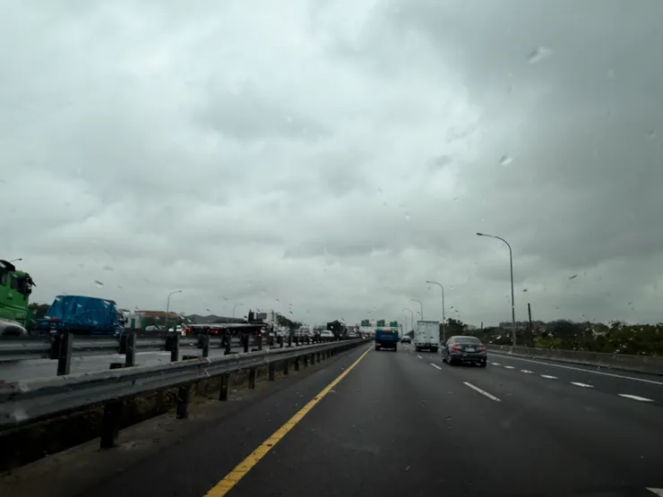 2026/03/03 下五楊高架的天空