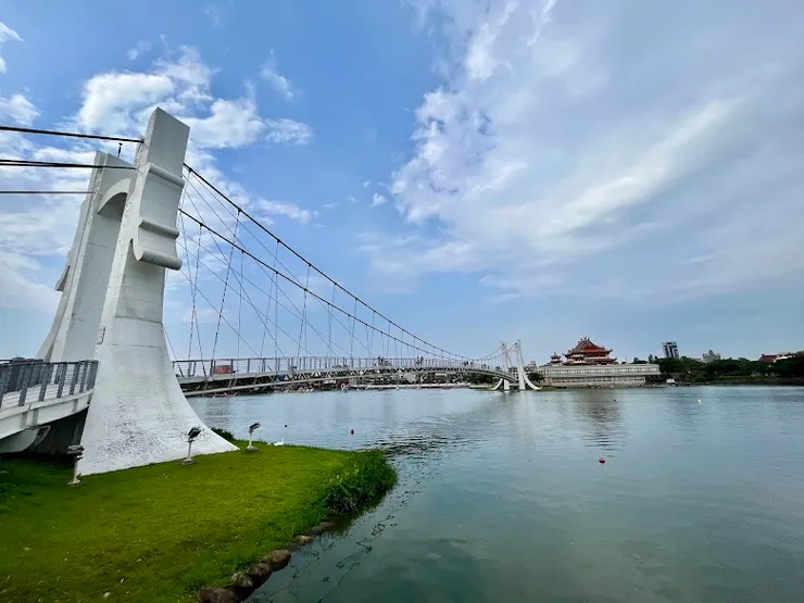 龍潭吊橋（圖片截圖於網路）