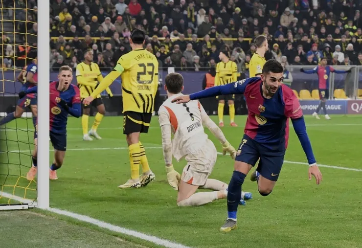 費蘭托里斯近門補中助巴塞隆拿領先2:1