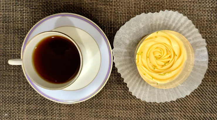 【十幾年來愉悦相伴無數閒逸晨午！2024/2/3。】