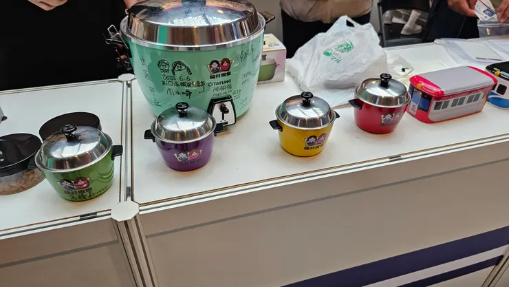 福井食堂的電鍋造型便當!