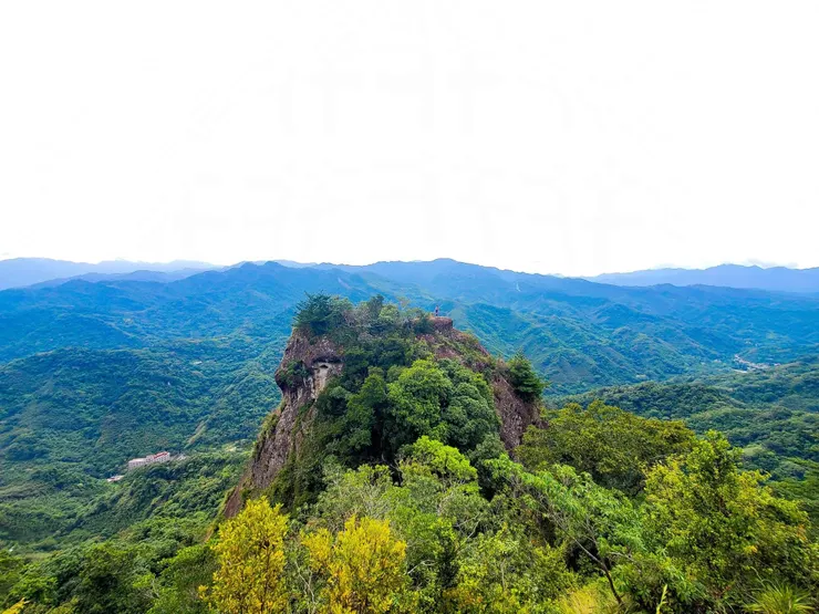 獨立山全景