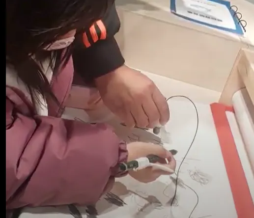 畫過的痕跡會產生聲音