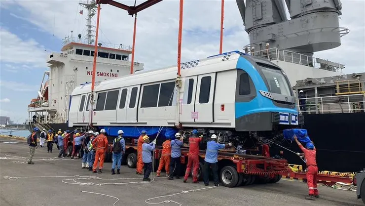 三鶯線捷運列車首次亮相