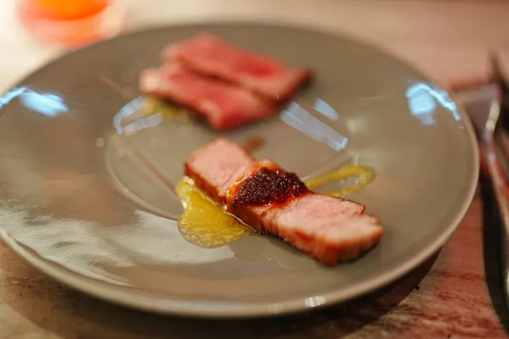 師傅特別介紹彰化來的豬排，好吃