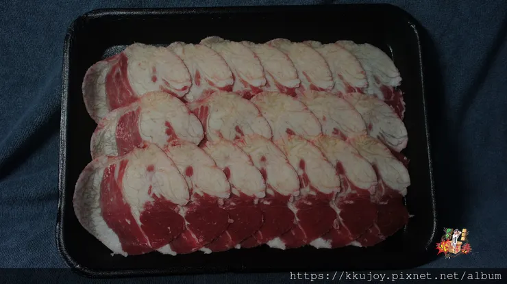 冬季暖鍋🍲牛骨高湯熬煮鍋底，搭配手炒香料與牛四喜底料|第一牛