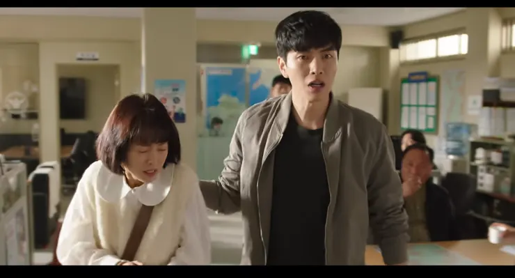 奉藝奮 在公車上被 文壯烈刑警 以性騷擾現行犯抓個正著