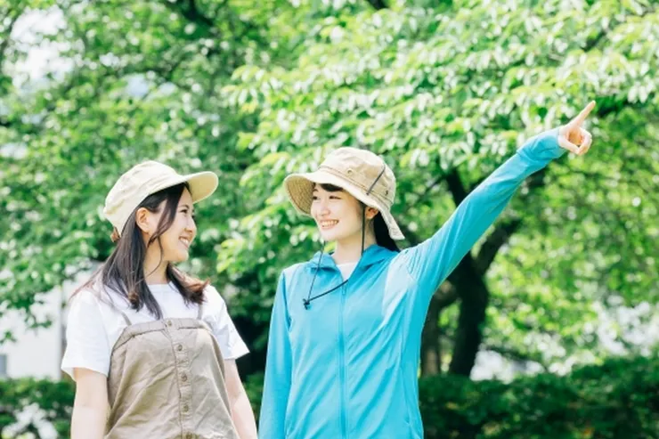 星期天和朋友去公園 (圖片來自photo-ac)