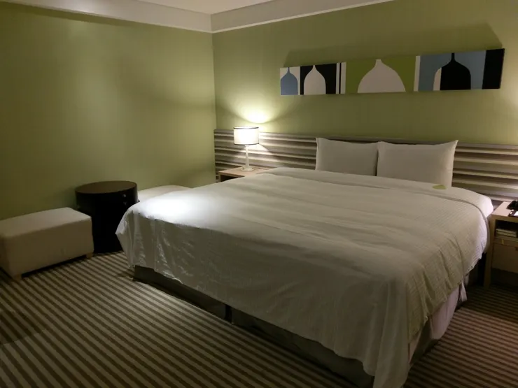 台中成旅晶贊飯店民權館！這是無窗房型！