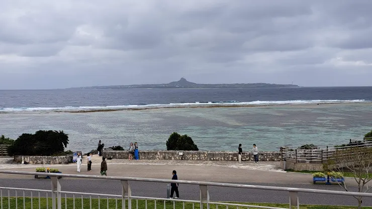 沖繩海邊