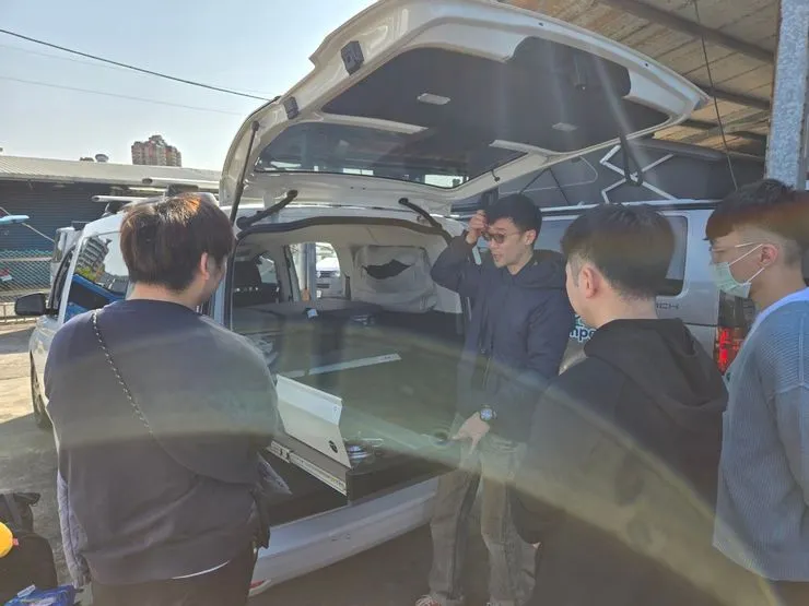 露營車設備教學