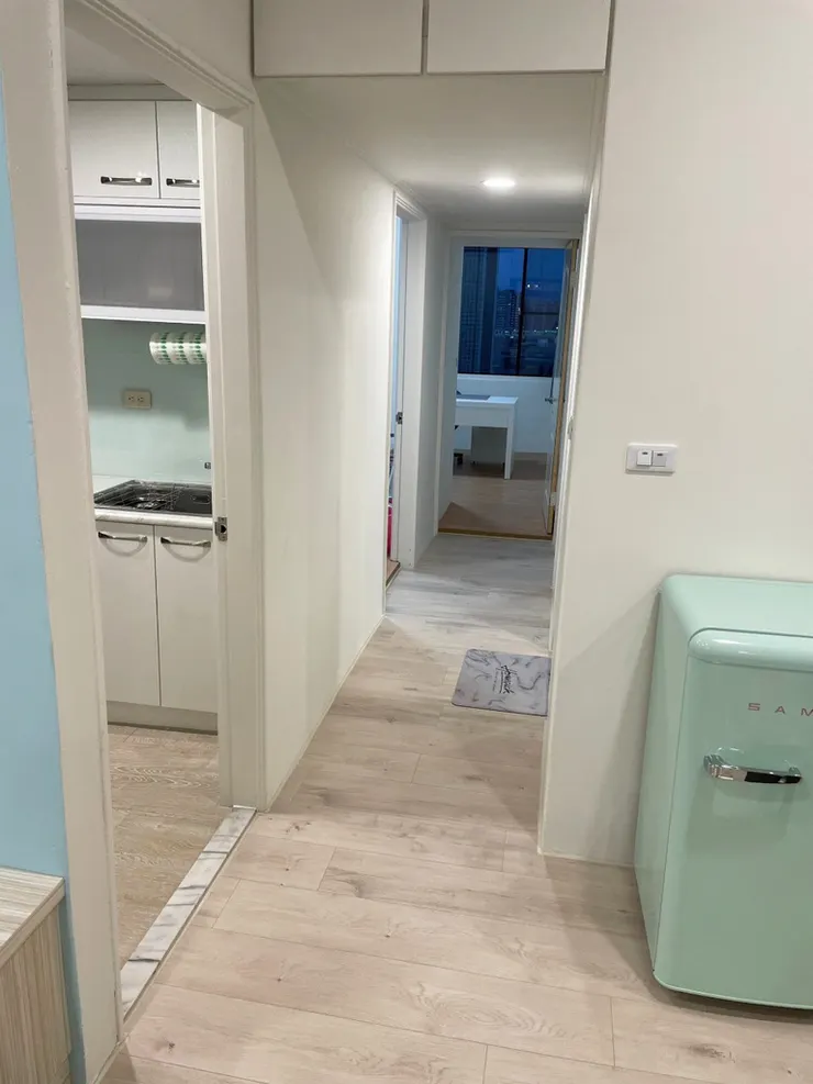 台中木地板推薦【佳翔木地板】木地板鋪設開箱│溫暖好踩超耐磨地