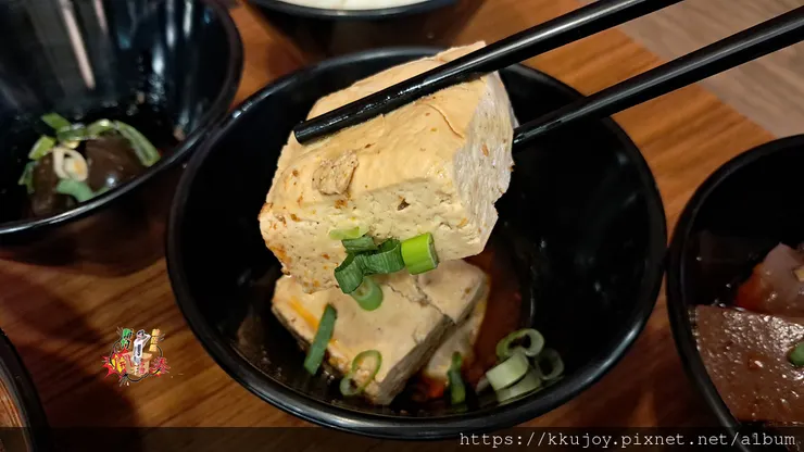 麻子辣蒙古麻辣滷味|改良自蒙古民族麻辣湯底|真材實料的花椒、