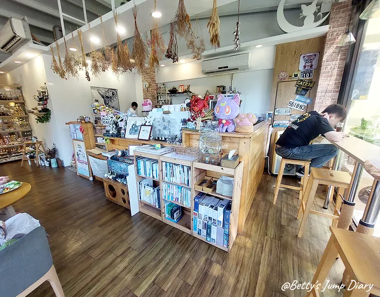 ▲竹北-貓角落 CAT Corner-用餐環境 /圖片來源：Betty's Jump Diary