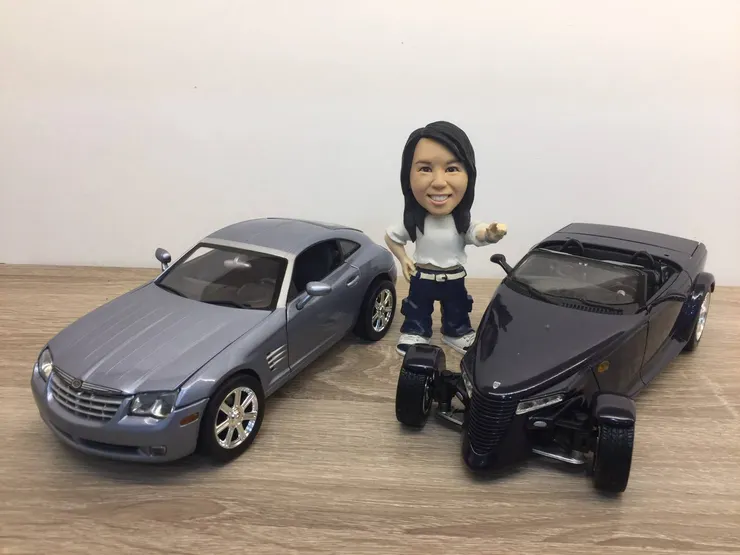 經典老車款 Chrysler Crossfire 和 Chrysler Howler