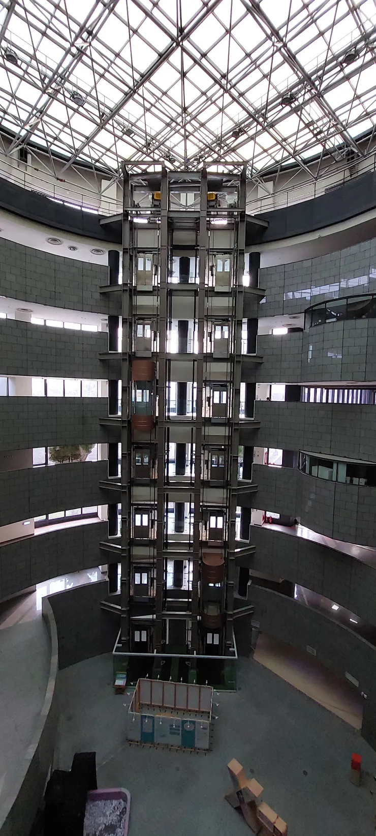 北館六層樓電梯