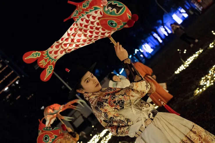 燈會期間將有漢服古裝體驗和踩街巡行演出。圖：觀旅局提供