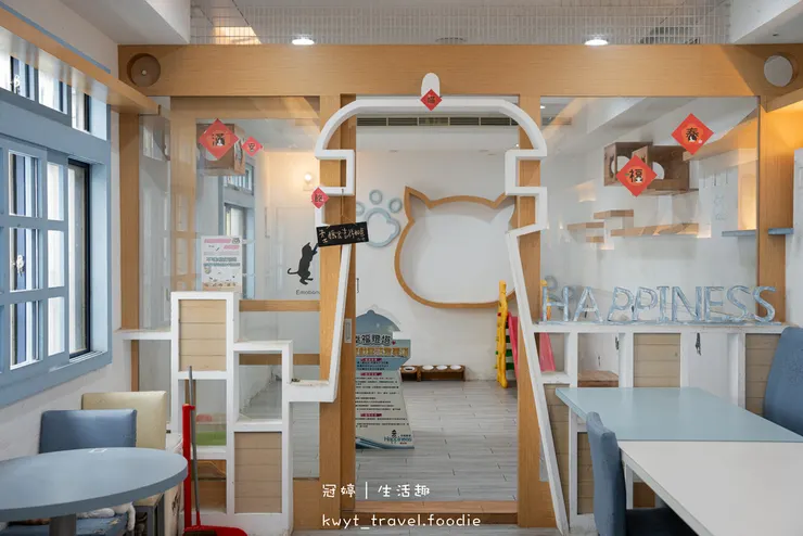 雲林北港美食餐廳_幸福燈塔複合式餐飲_痛風系滷肉飯!整層貓貓