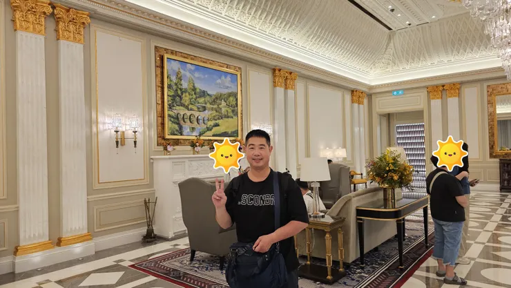 這是澳門康萊德酒店辦理入住手續的大廳!