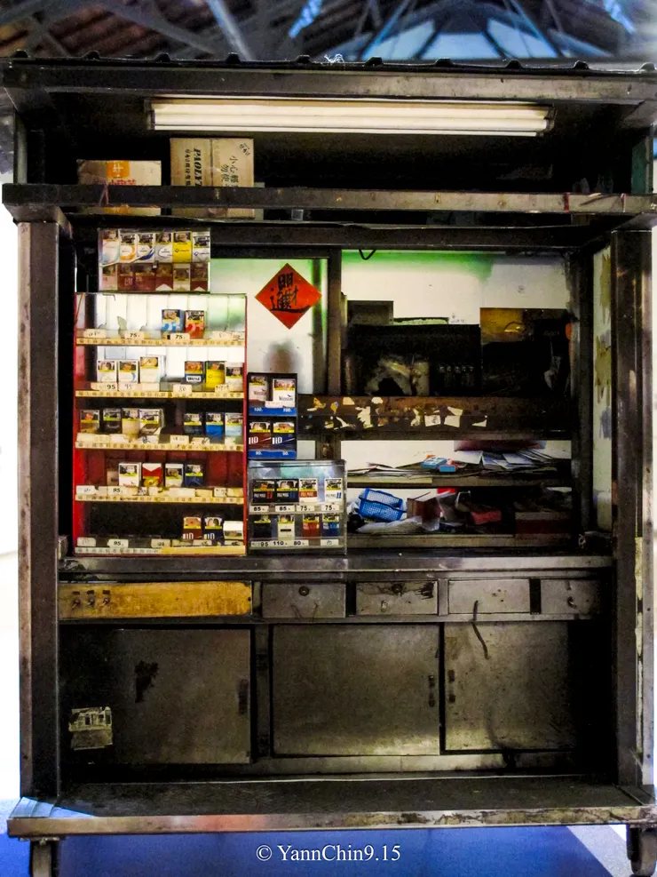 本展最驚豔的,連攤販的內部細節都真實的表現出來。