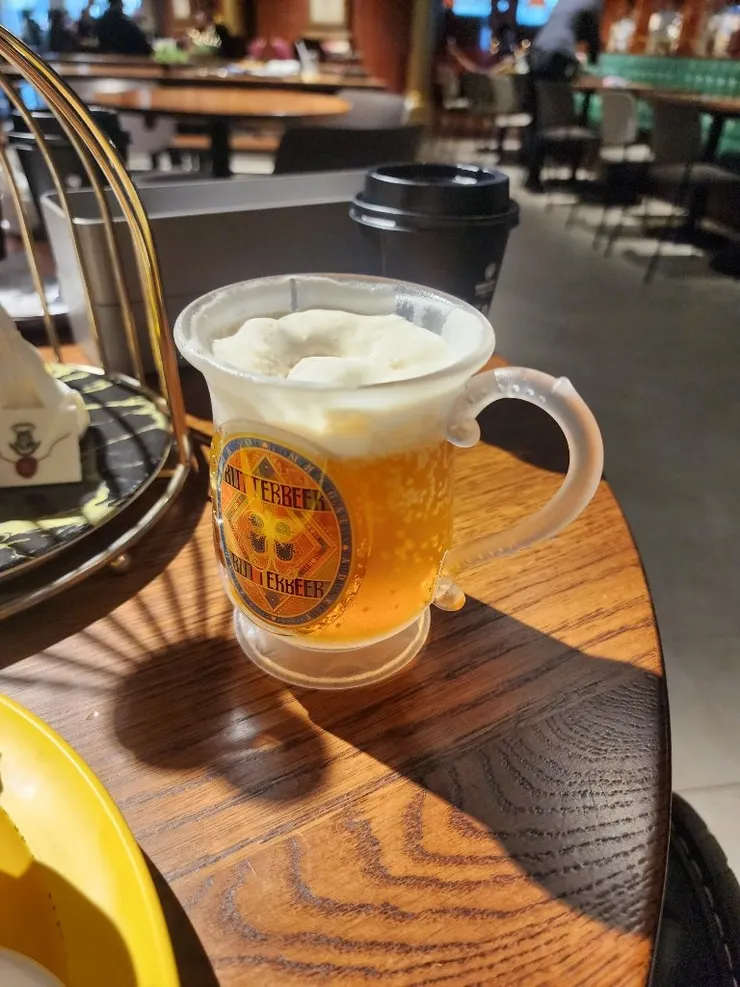 奶油啤酒，第二次喝還是覺得讚