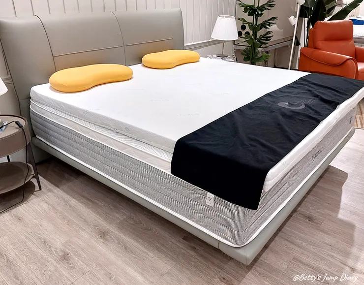 ▲好睡王竹北旗艦店/圖片來源:Betty's Jump Diary