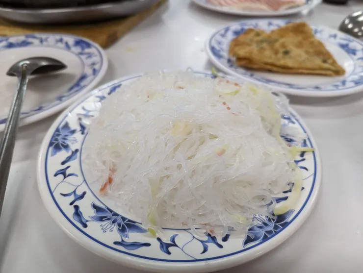 台電勵進餐廳的涼拌三絲清爽開胃