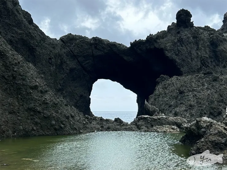 情人洞