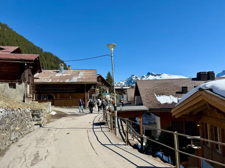 米倫,沒有車輛的山城,小鎮氛圍非常安靜