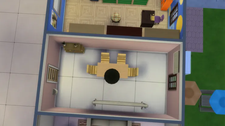 這是另一個小房間，也差不多佔半個課室。