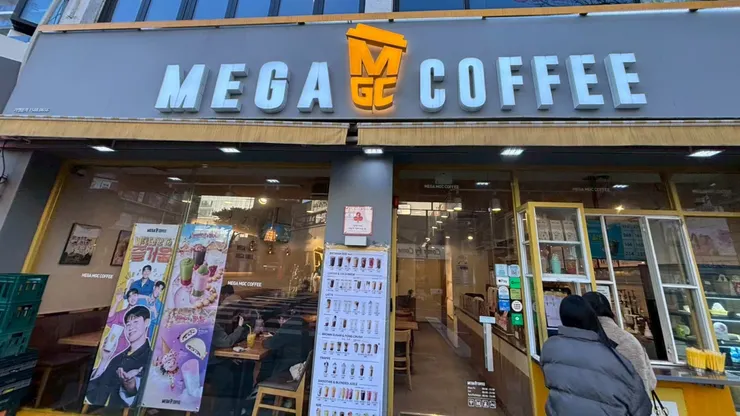 濟州島 MEGA COFFEE 店門口