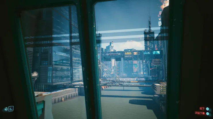 搭環線放著看風景可能是唯一的功能了，但窗框和立柱會擋掉部分景色，有點討厭。