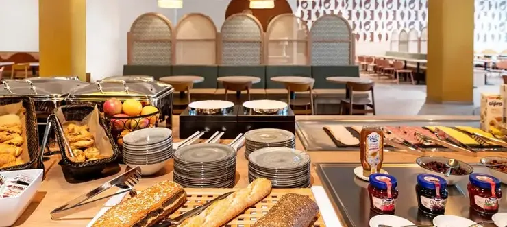 飯店也有提供加購早餐的選項(圖片來源:B&B Hotel)