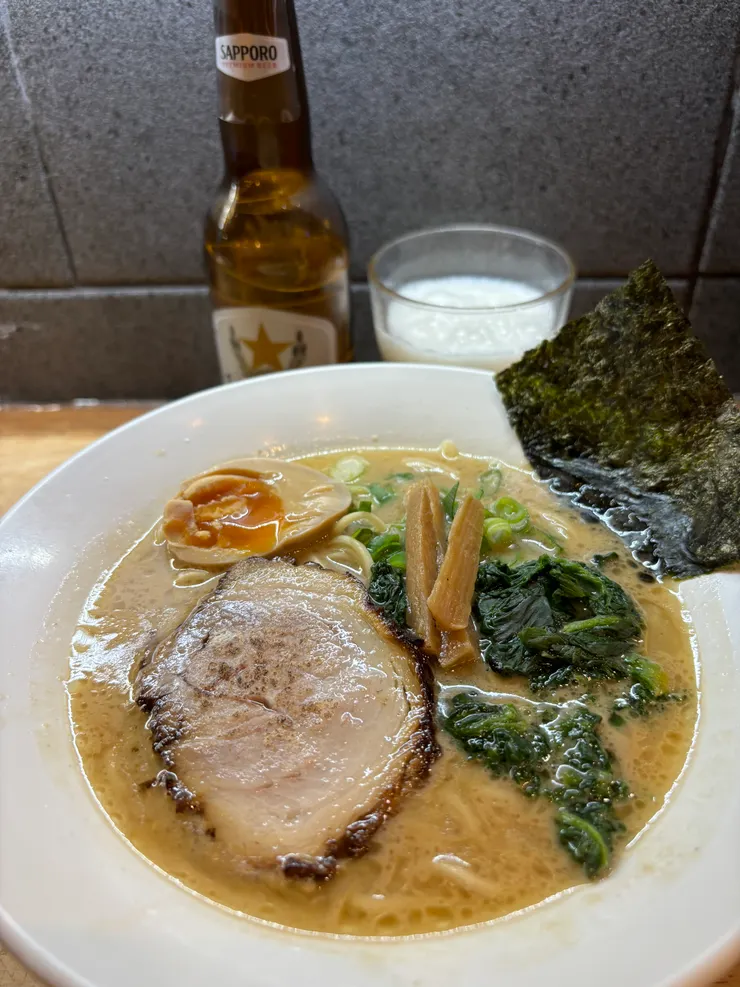 瓦倫西亞城內最正統的日本拉麵，讓西班牙人也會乖乖排隊的名店。