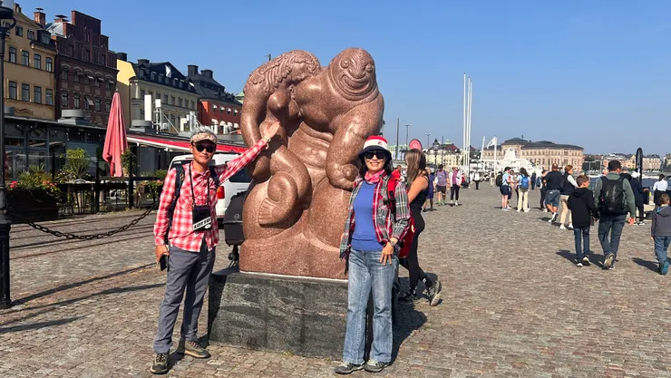 Sjogudvn（海神）紅色花崗岩雕塑，卡爾·米爾斯 (Carl Milles) 創作 (1913)