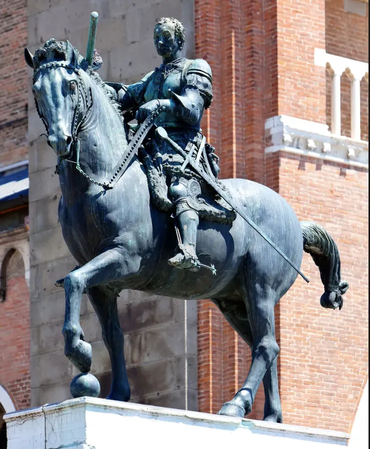 加塔梅拉塔騎馬雕像