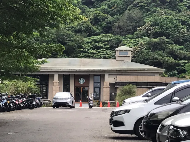 星巴克基隆新豐門市