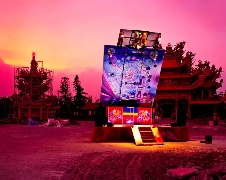 沈昭良攝影作品《STAGE #1》（2008）。圖片來源：臺北市立美術館