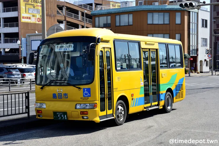 開往家山與川根溫泉方向的島田市公車