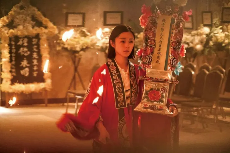 看到最後會發現飾演女兒的衛詩雅才是《破.地獄》真正的主角