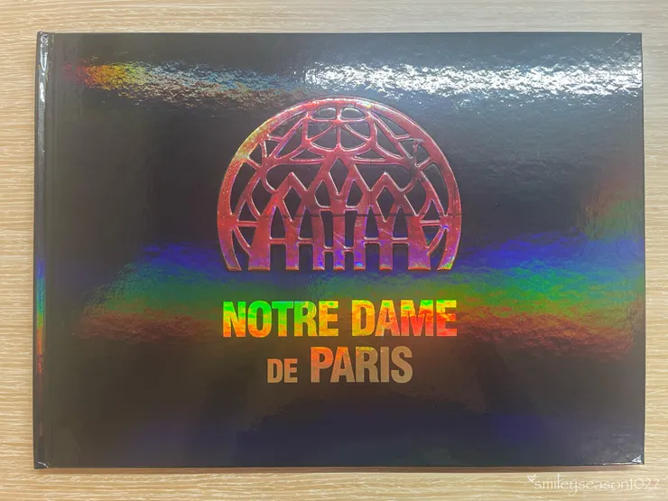 2025音樂劇《鐘樓怪人》25週年世界巡演節目冊