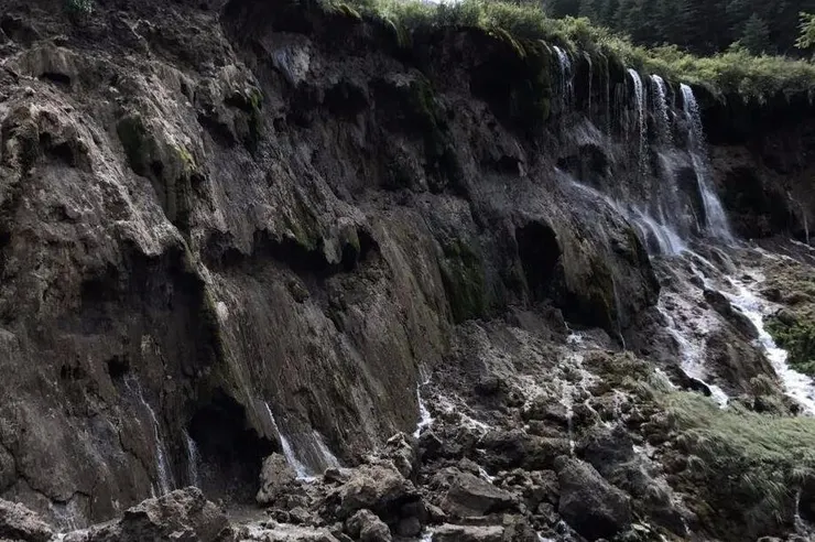 照片摘自云景点文章https://www.yunjingdian.net/84/98/p45383121070463